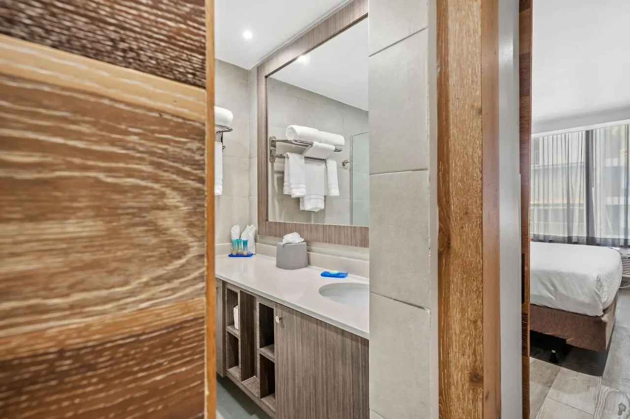 Holiday Inn Express San Juan Condado By Ihg Resort