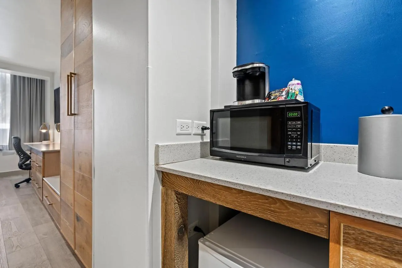 Resort Holiday Inn Express San Juan Condado By Ihg