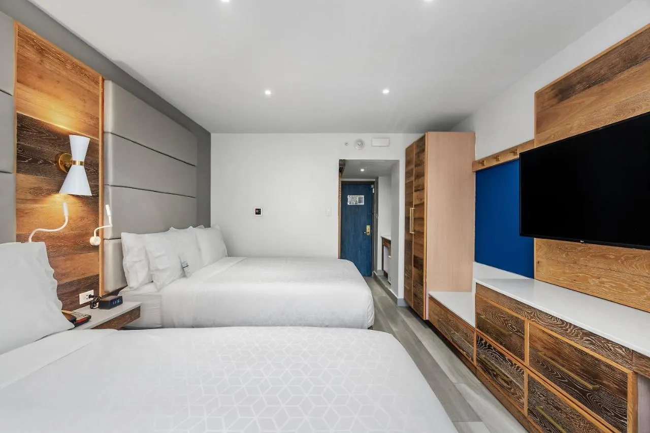 Resort Holiday Inn Express San Juan Condado By Ihg